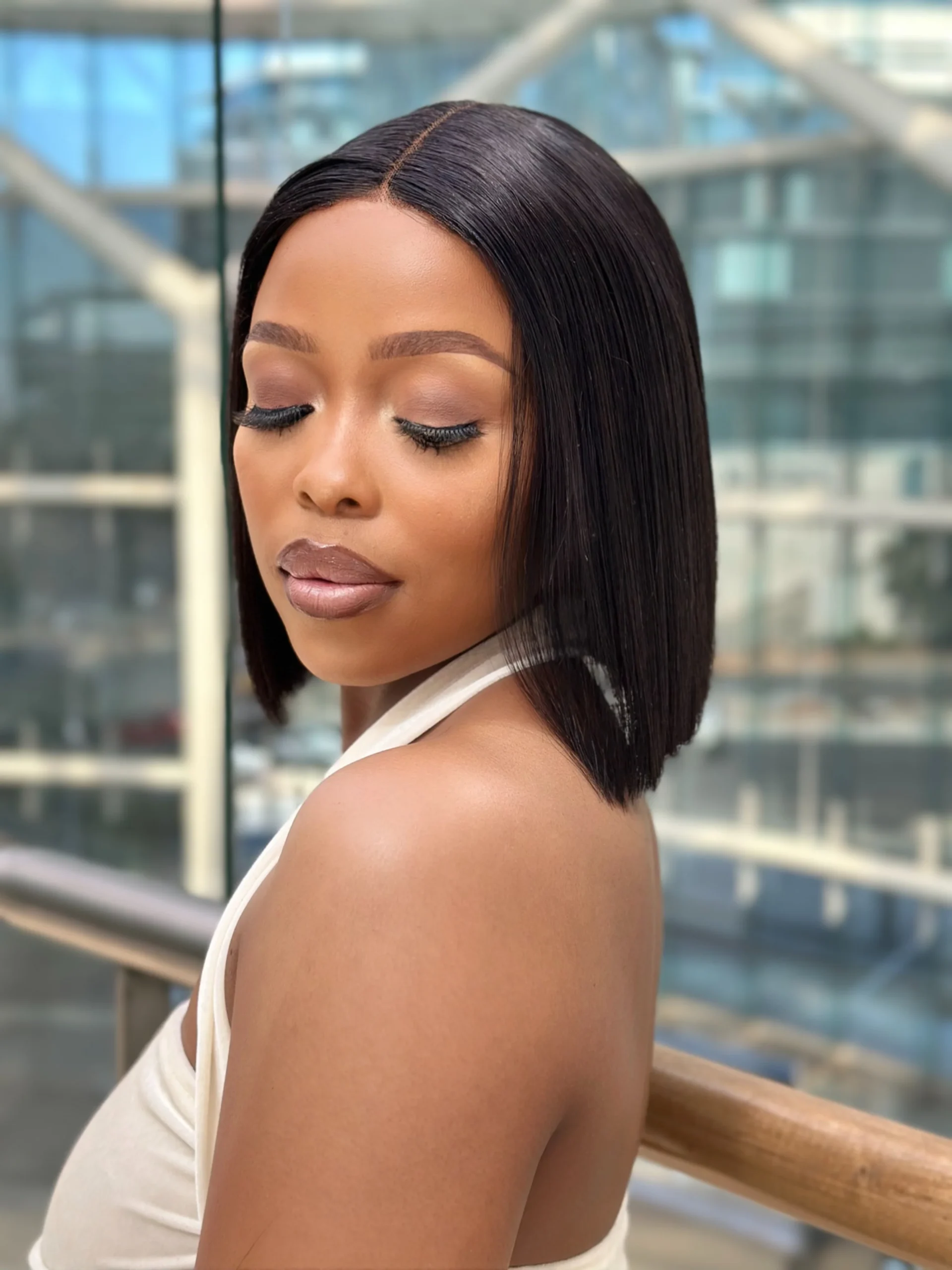 Short Blunt Cut Glue-less 8 inch Bob Wig - Image 2